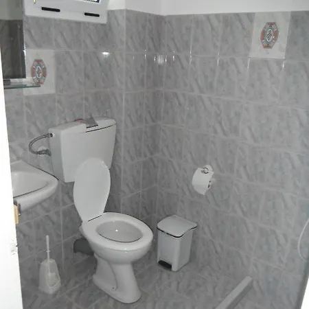 Dimitris アパート *